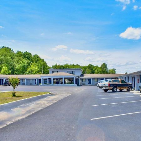 Rodeway Inn Swainsboro Exteriör bild