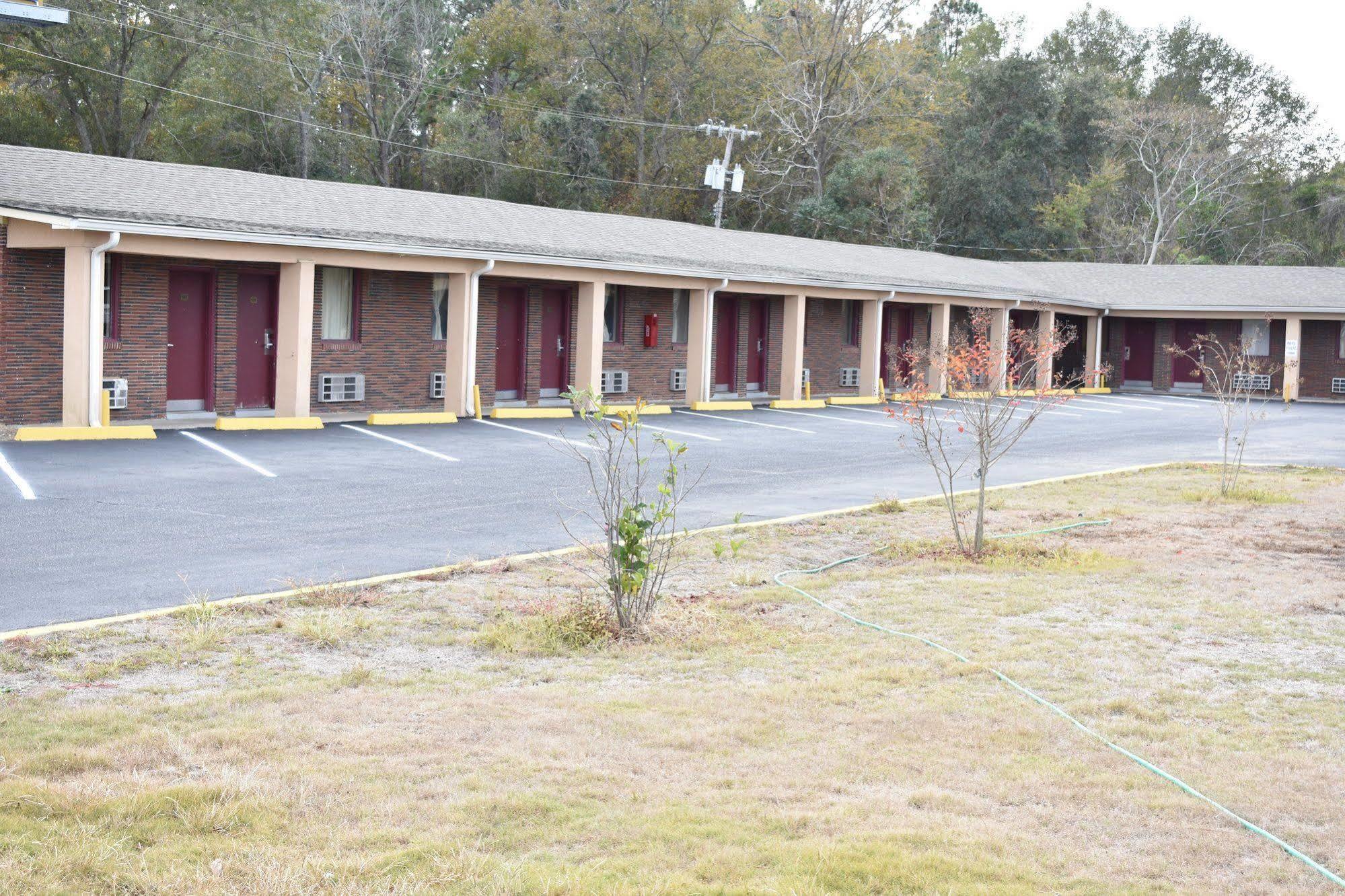 Rodeway Inn Swainsboro Exteriör bild